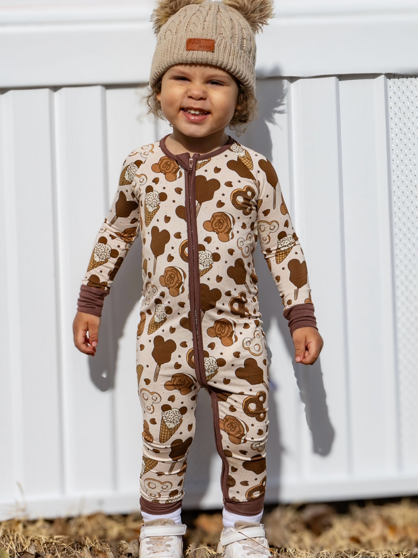 Fun Treats Snuggy Zip